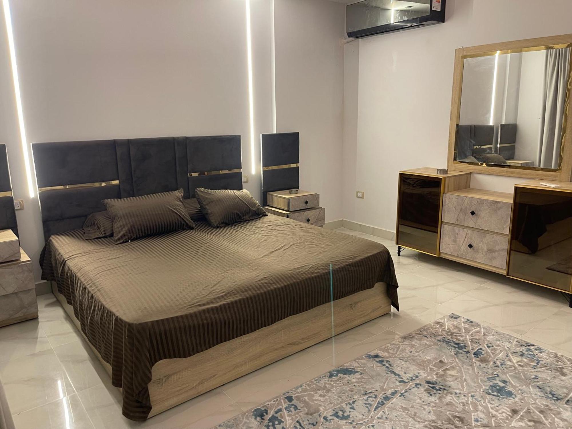 غرفتين بكمبوند قرب ميدان جهينة شقة Sheikh Zayed City